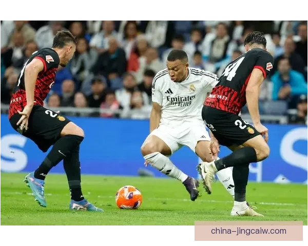 欧塞尔青年队主场大胜迪琼青年队迎来四球完胜