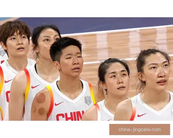 OKE黑豹女篮大胜弗赖堡女篮取得92-65领先优势强势夺冠